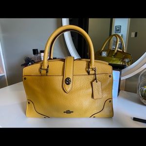 Coach(F37779) Mercer Satchel 24 Flax/Dark Gunmetal